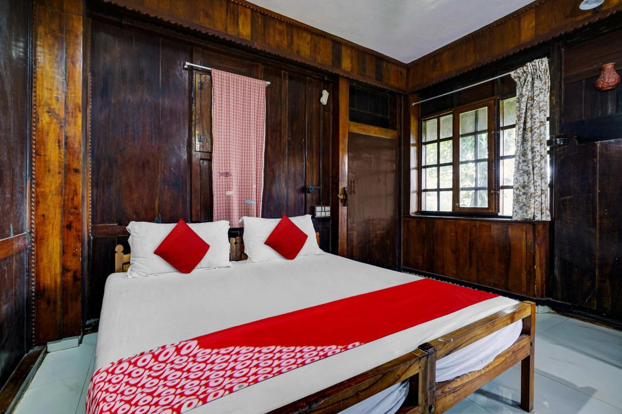 Oyo Flagship Meadow View Inn Thekkady Eksteriør billede