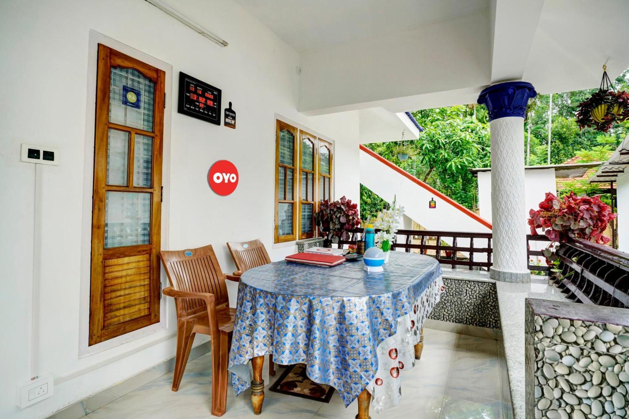 Oyo Flagship Meadow View Inn Thekkady Eksteriør billede