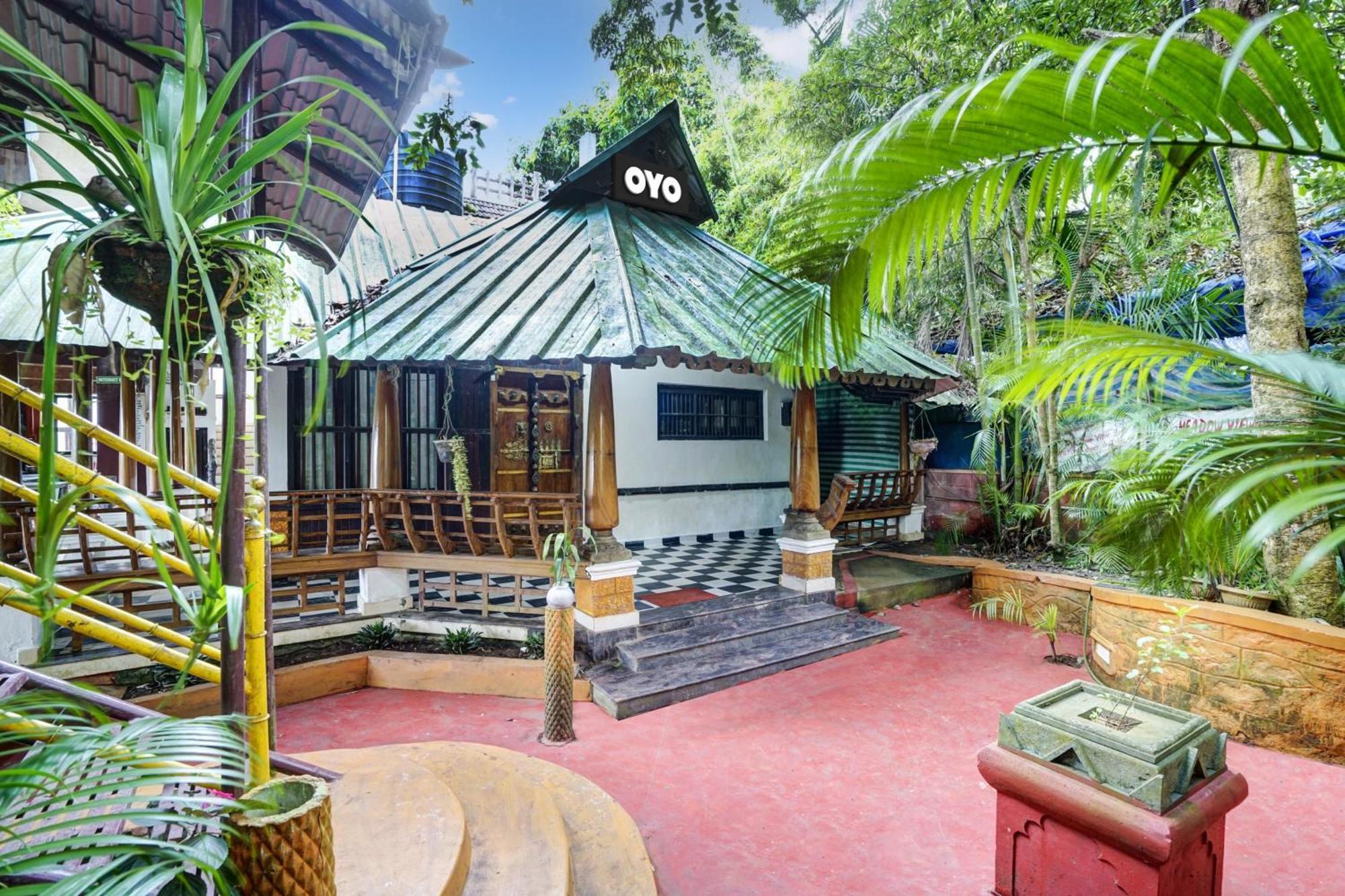 Oyo Flagship Meadow View Inn Thekkady Eksteriør billede